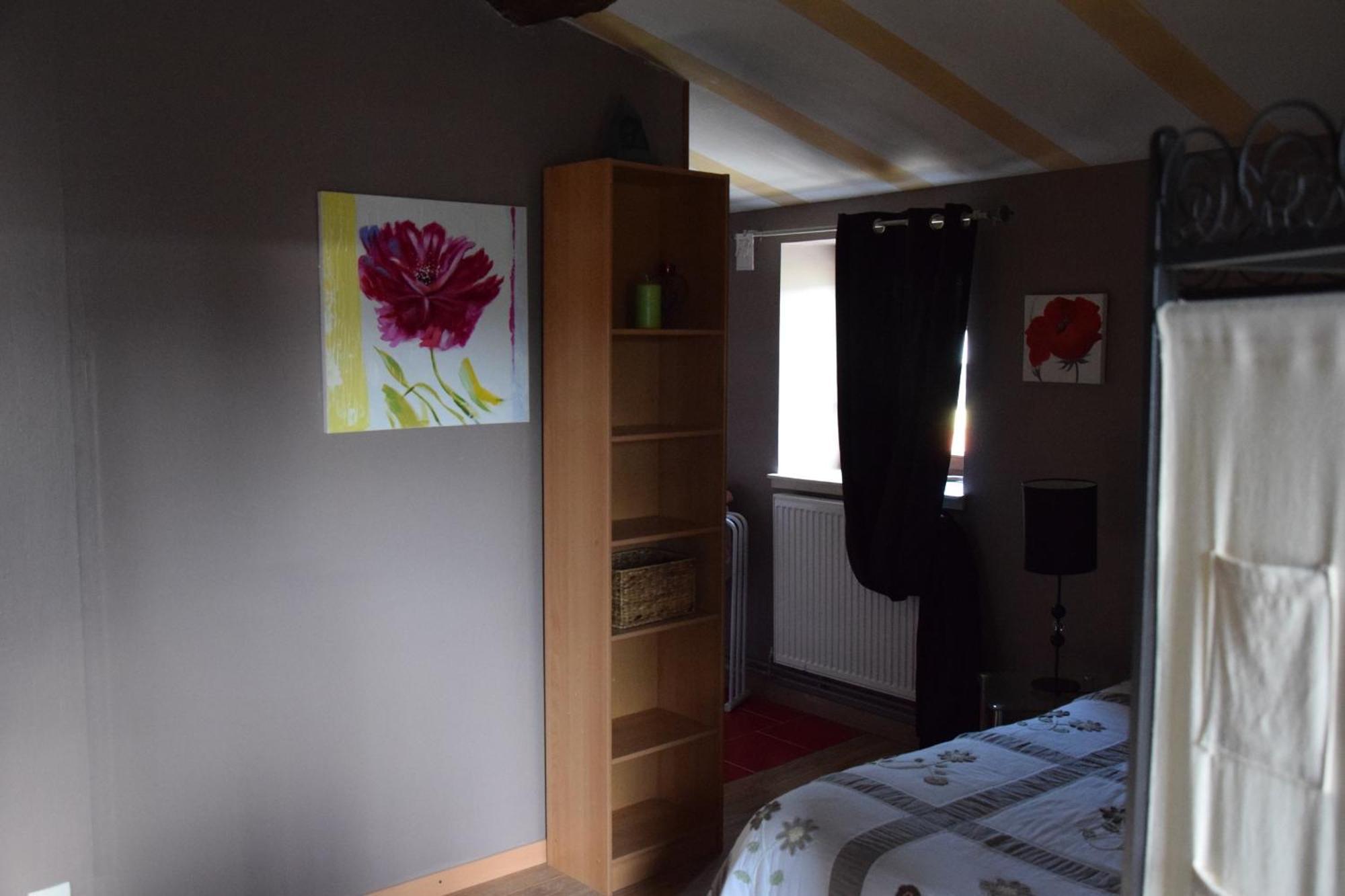 Chateau Des Aiguilles Saint-Remy-de-Chargnat Room photo
